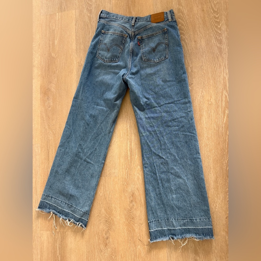 Levi’s rib cage wide leg Women's Jeans - Picture 10 of 13